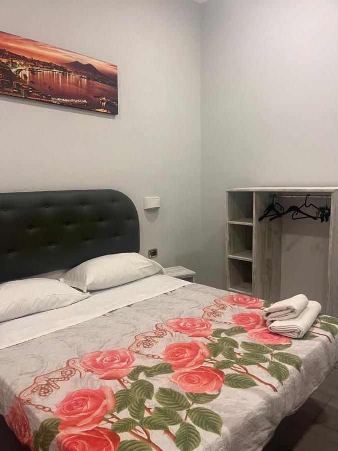 Ania Hotels Неаполь Екстер'єр фото