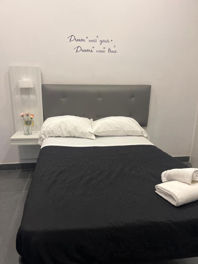 Ania Hotels Неаполь Екстер'єр фото