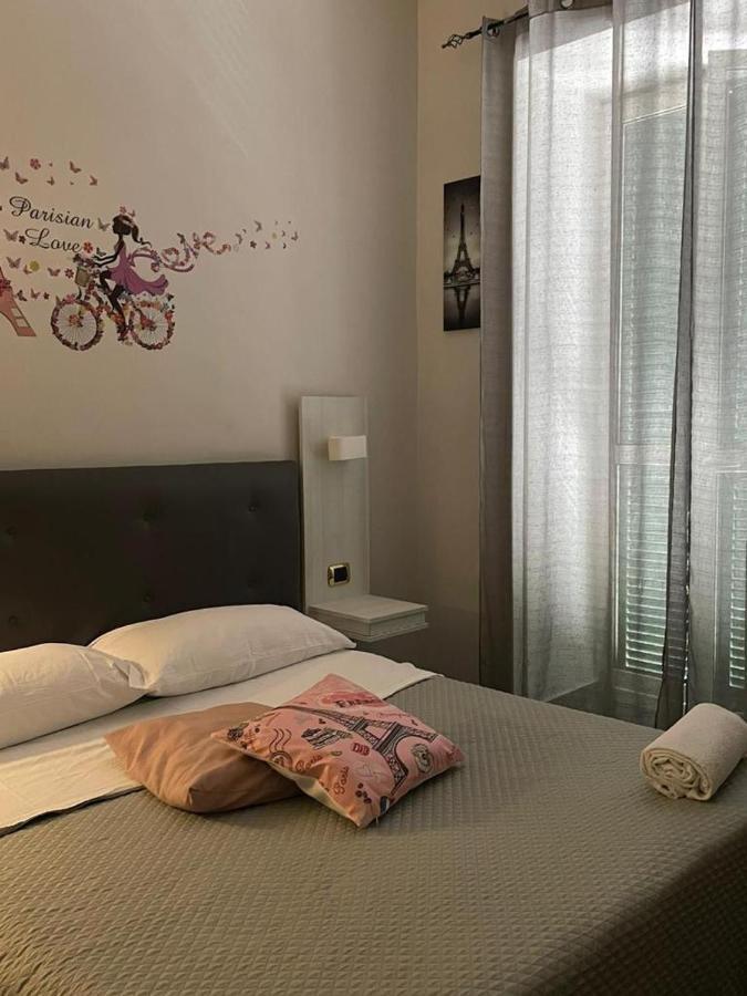 Ania Hotels Неаполь Екстер'єр фото