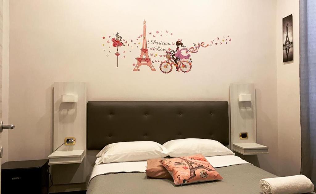 Ania Hotels Неаполь Екстер'єр фото